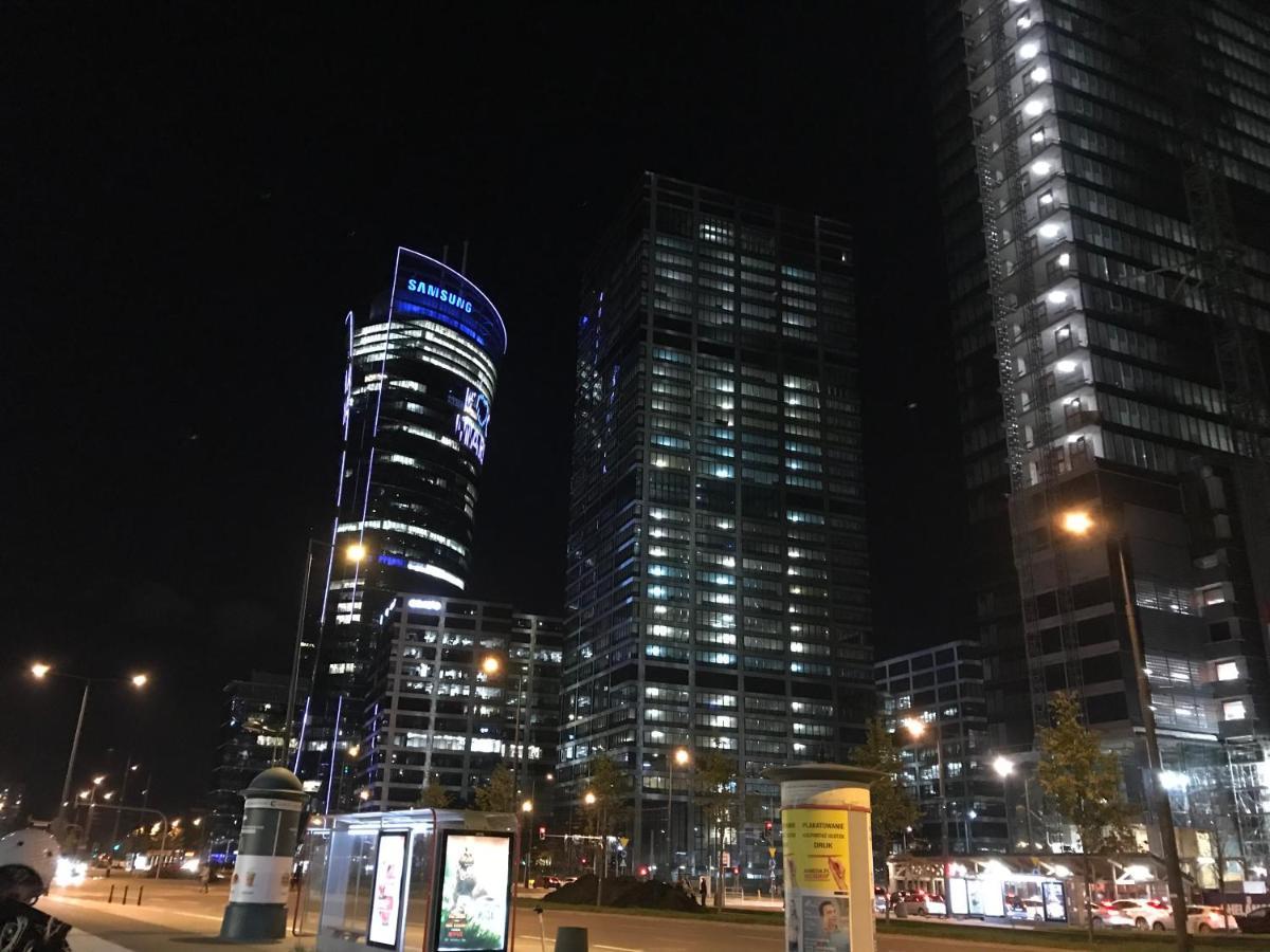 Prestige Apartments Wola Kolejowa Варшава Экстерьер фото