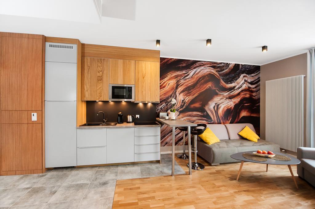 Prestige Apartments Wola Kolejowa Варшава Номер фото